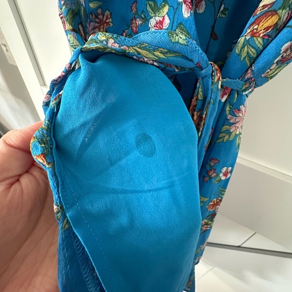 Lush floral wrap dress - Picture 3 of 5